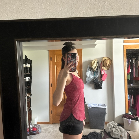 Lululemon red tank top - Picture 2 of 4